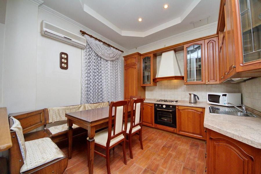 Apartments On Besarabka Kiev Exterior foto