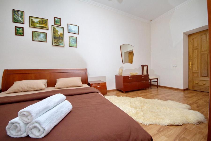 Apartments On Besarabka Kiev Exterior foto