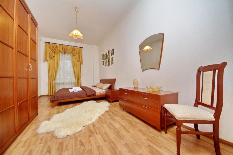 Apartments On Besarabka Kiev Exterior foto